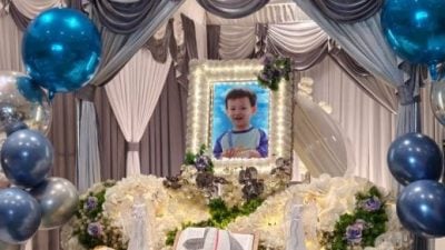 疑因校車停在不常使用後門  無人發現小禹澤求救