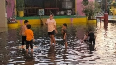 福龙宫成“天然泳池”  吉胆小孩玩到不想回