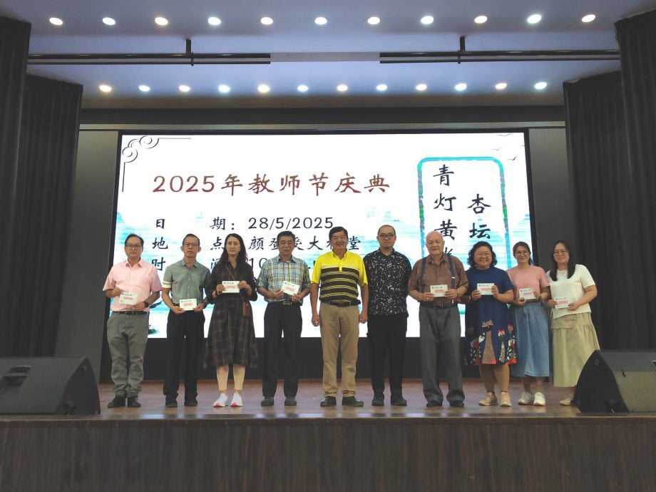 吴小燕年底卸任 王培荣吁銮中教师与新校长配合
