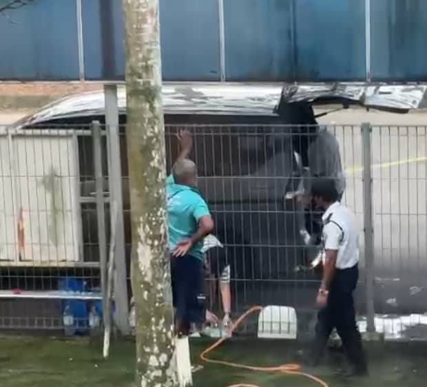 （已签发）柔：士姑来国光二小非繁忙时段   开放校门让居民取水应急