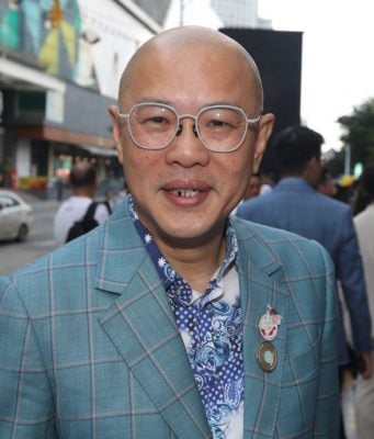 特稿丨纱玉街化身“绅士游行”T台 展现西装不同品味