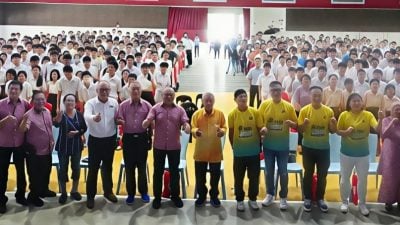 “不完美的跑者”巡回分享会落幕   东甲县22所学校师生参与