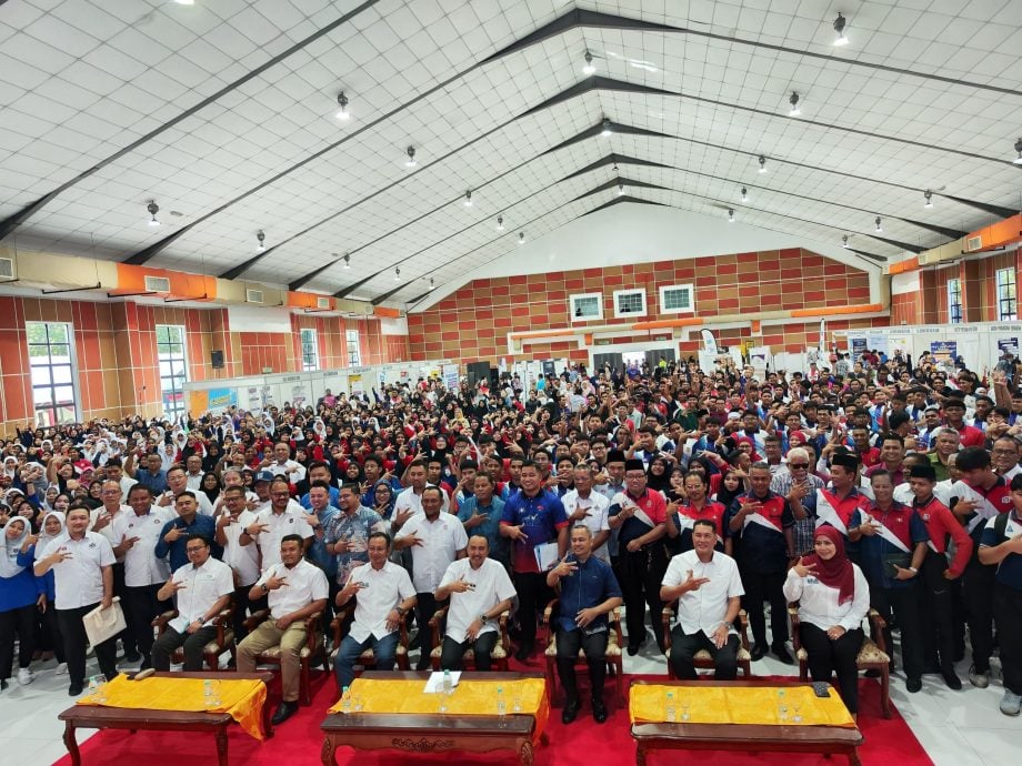 迷你职业展提供觅职便利 古来1500人赴会