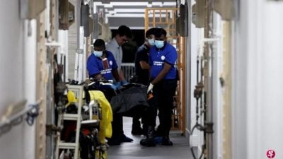 七旬轮椅叔   家中成腐尸