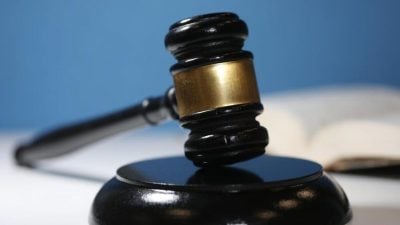 家中非礼寄养儿 63岁男判监13月