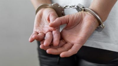 淡滨尼发生持械企图抢劫伤人案 82岁妇人和30岁女子受伤