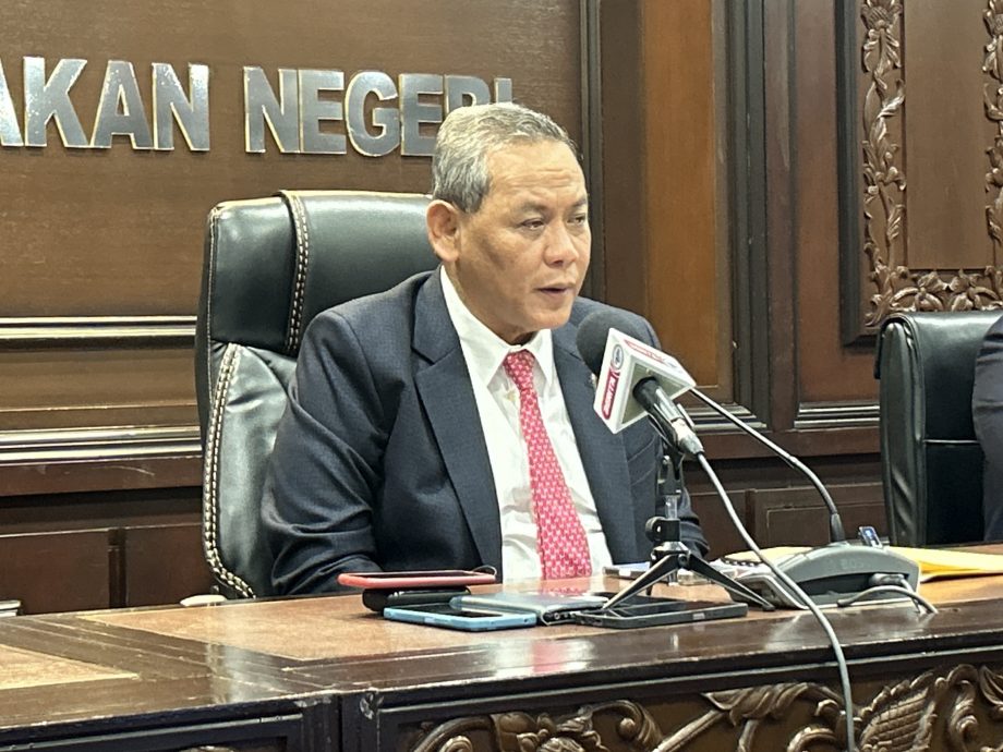 （未签）全国版/公正党党选｜阿敏努丁：不表态，努鲁还没有宣布接受竞选署理的提名 