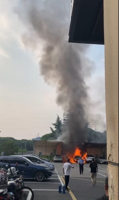 (视频)苏州充电站多车起火焚毁 蔚来称其他牌子引燃