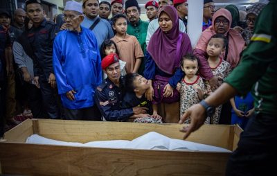 FRU罗里车祸|殉职队员遗体 依皇家警察葬礼礼仪致敬