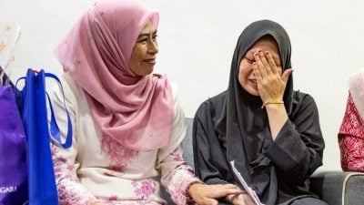 FRU罗里车祸︱FRU车祸死伤者家属 妇女部提供心理支援