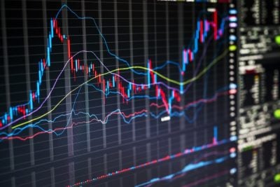 亚洲货币狂飙  投资者涌入股市挖宝