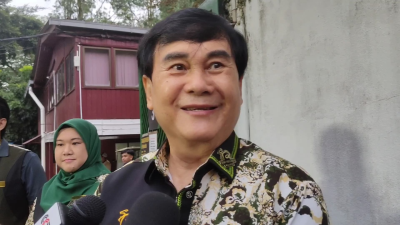视频| 熊猫回国 罗斯里：兴兴靓靓状态良好