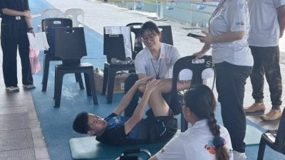 “特殊孩子的英雄”系列3：平凡英雄坚守岗位 . 为特殊儿 撑一片天