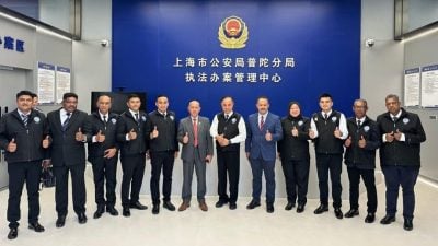 学习先进执法技术  马警赴上海交流考察