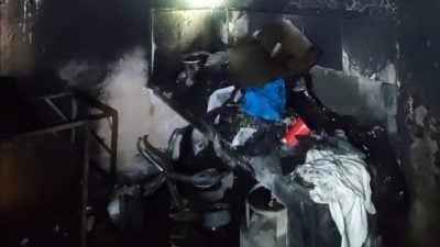 民宅清晨火患  居民灌救扑灭