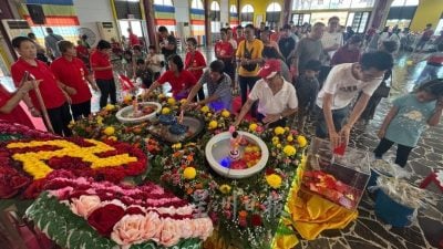 郑正金：应对新挑战  弘教须跟上时代