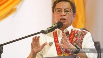道明国油与砂石油糾纷原因.阿邦佐：砂收入激增引妒忌