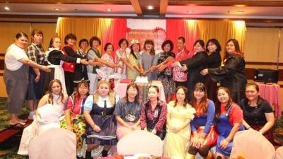 李景胜：接送完毕仔细检查．校车司机须保障学生安全