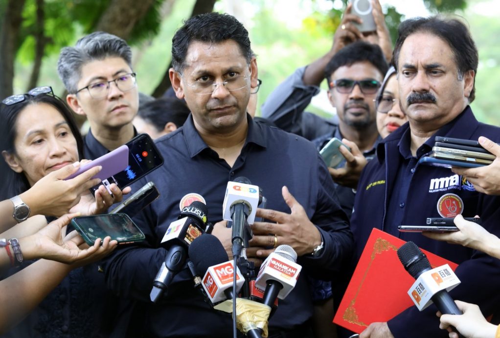 MMA斥新规削弱医疗服务专业 “医生不是杂货店卖货！”