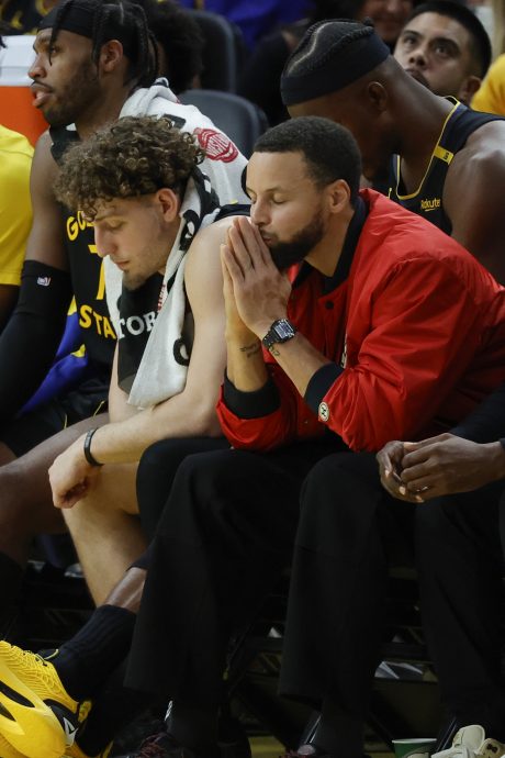 NBA季后赛| 勇士绝境接坏消息 柯里确定缺席生死战