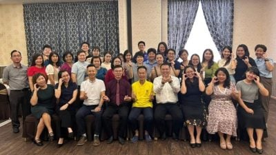 蔡诗倪：教师压力沉重     “教得好”“顾得广”挑战大