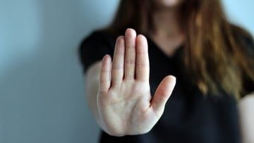 吉华独中老师涉性骚扰|   两受害者首度发声   呼吁他人勇敢报案