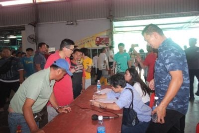 全国:双溪兰猫山王非法芭被“霸占”事件,邹宇晖:农民愿谈判缔双赢