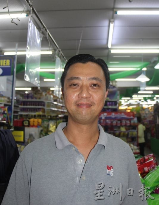 东：政府放宽本地白米限购量，超市及杂货店供应量暴增3倍，不担心短缺