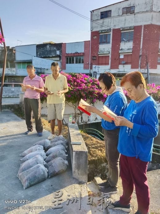 李三路河边放生鲶鱼视频惹议 被批“好心做坏事”，森渔业局：非所有鱼类适合放生