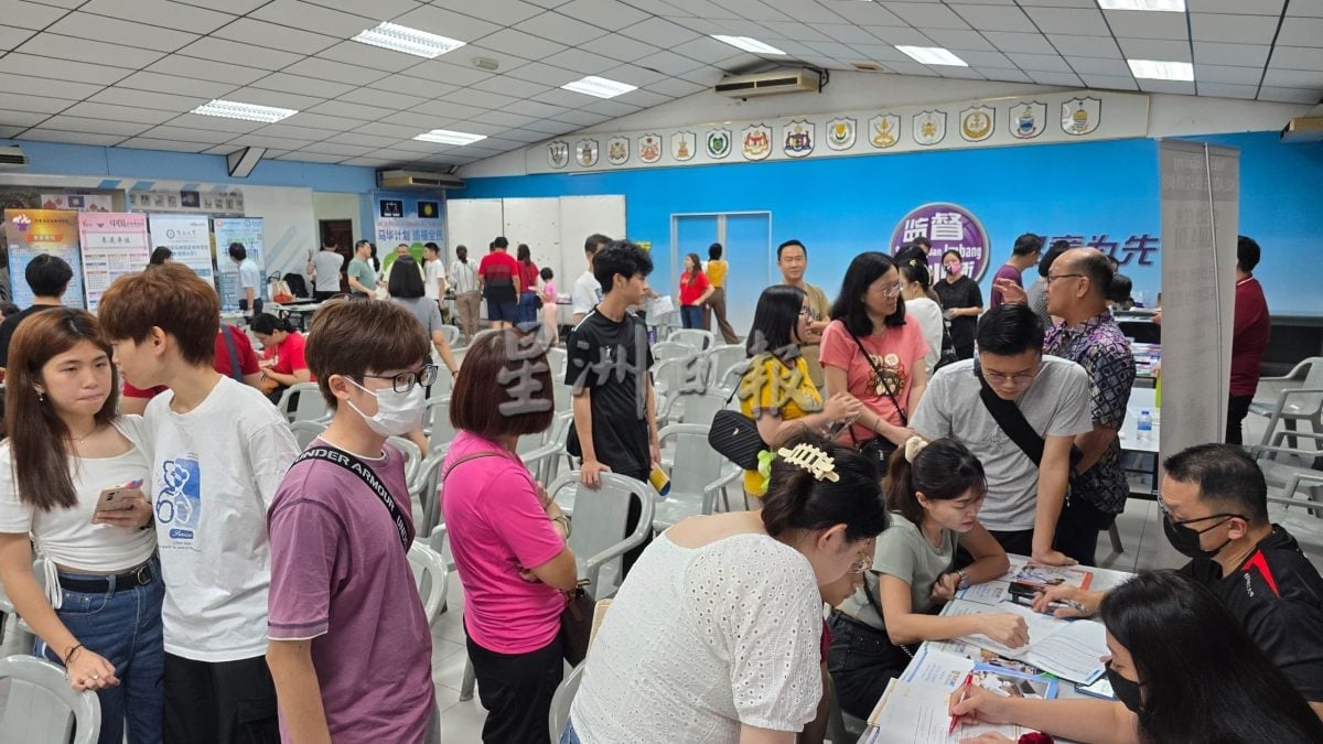 (古城第三版主文)杨焕源:离校生可考虑向自立合作社贷款 偿还期达15年