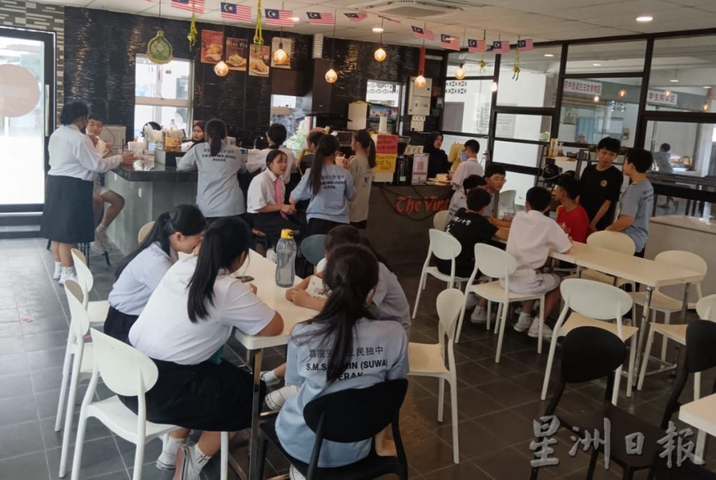 安顺三民独中43人食物中毒 卫生局准食堂营业