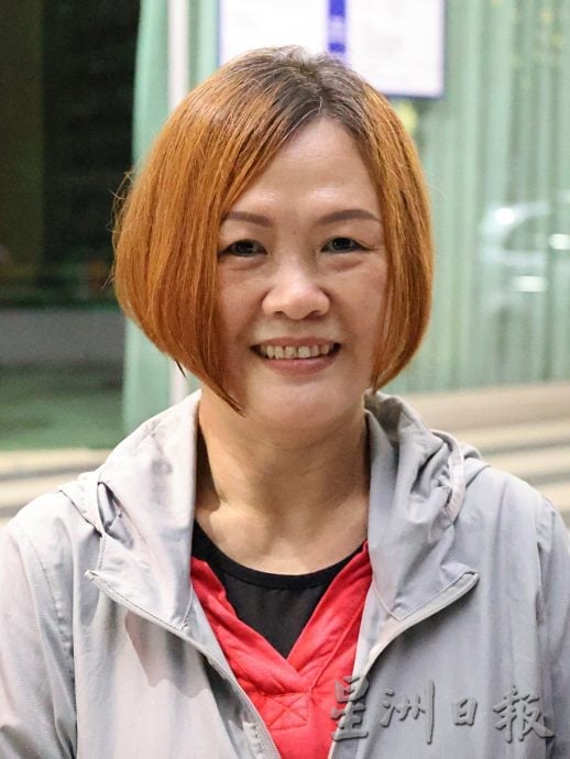 供星洲网：乐活频道|广场舞标准和条件约束不高 舞动身体释放多巴胺与胺多酚