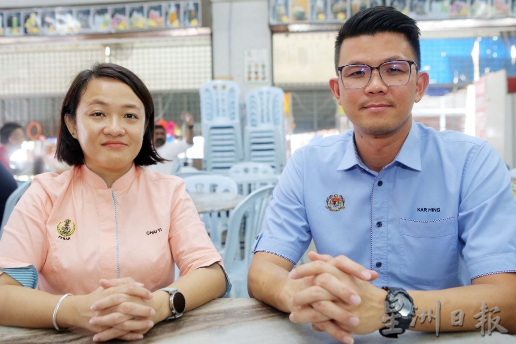 霹:封面主文/新邦波赖飘异味 三个月投诉11次 陈家兴黄彩仪深夜直播临检