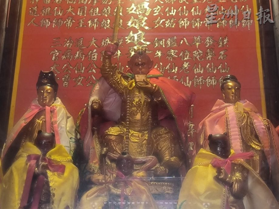 **已签发**柔：封面：这些人，那些事〡百年万仙庙  古来市区重要地标  