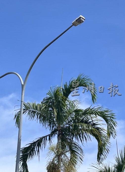 (古城封面副文)居民盼提升路灯照明保障安全