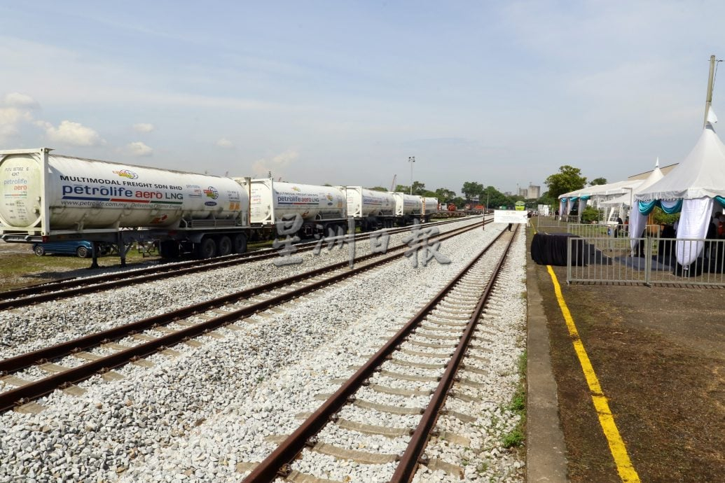 病态工程更换承包商6个月内完工，陆兆福：是一项创举