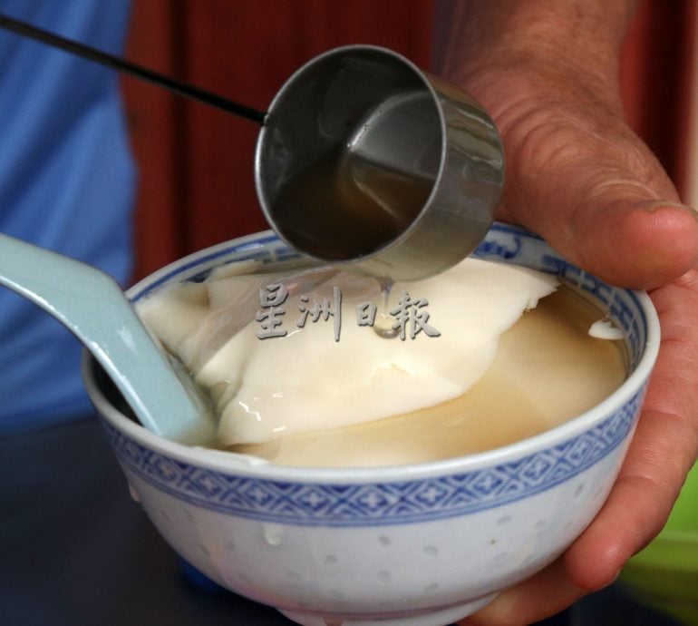 供星洲网/花城小食光：小小豆花档 守着家的味道 