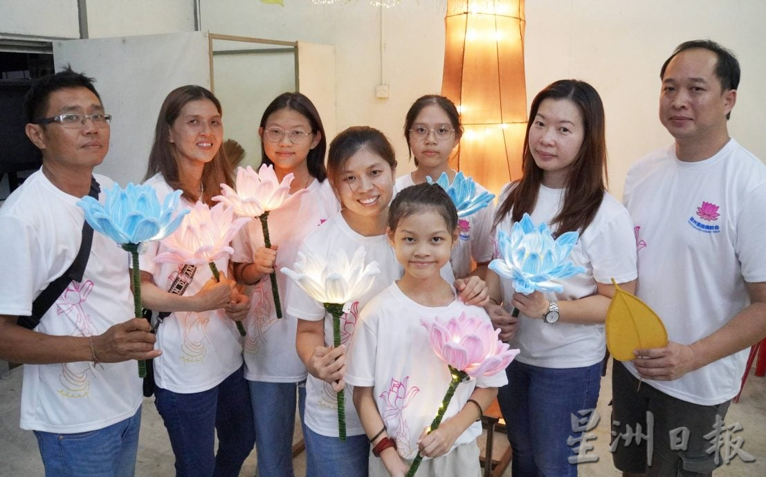 请签发（大北马）阔别30年重出江湖，亚娄菩提佛教会再设计花车卫塞节游行