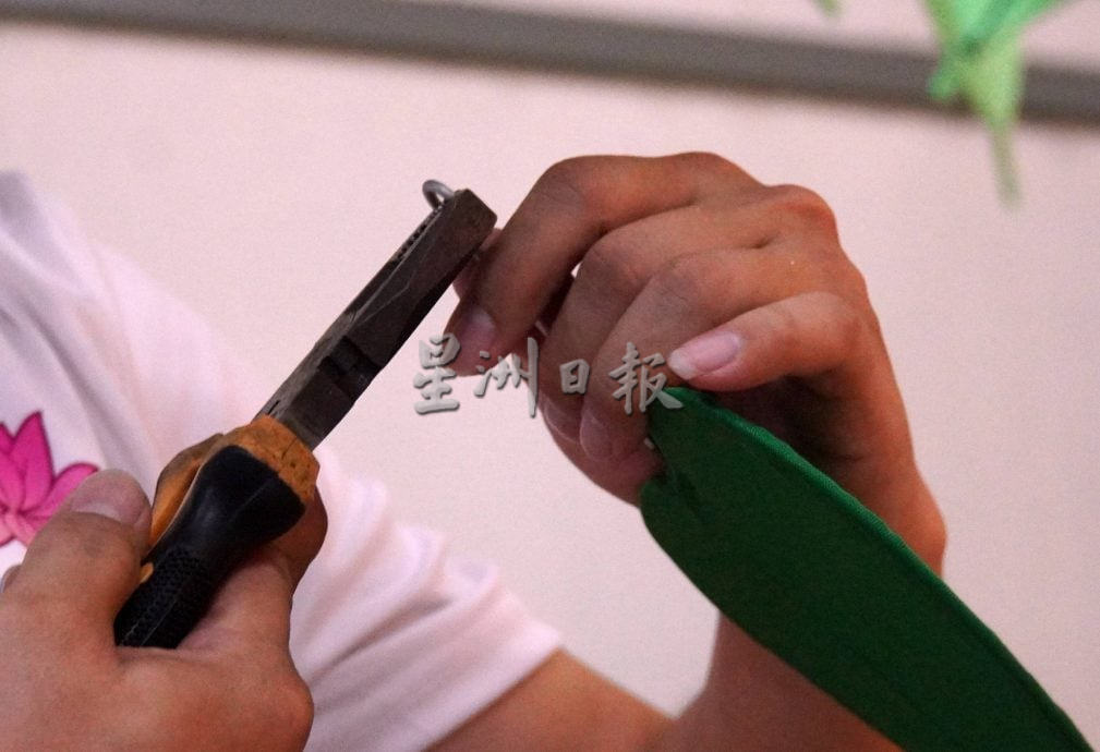 请签发（大北马）阔别30年重出江湖，亚娄菩提佛教会再设计花车卫塞节游行