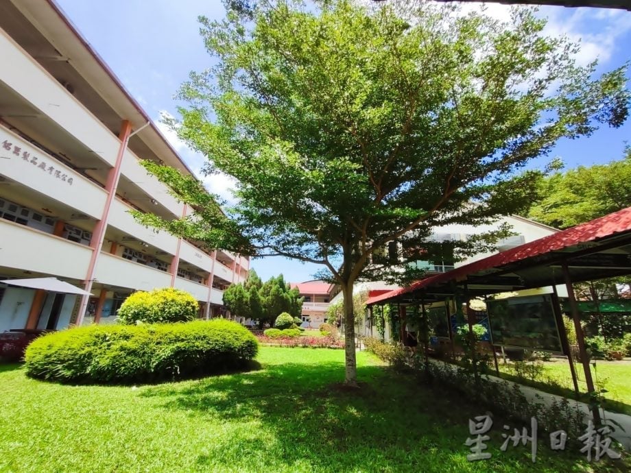 10/5见报【独中现在未来】/校园优美教学优良 三民独中外地生占逾半