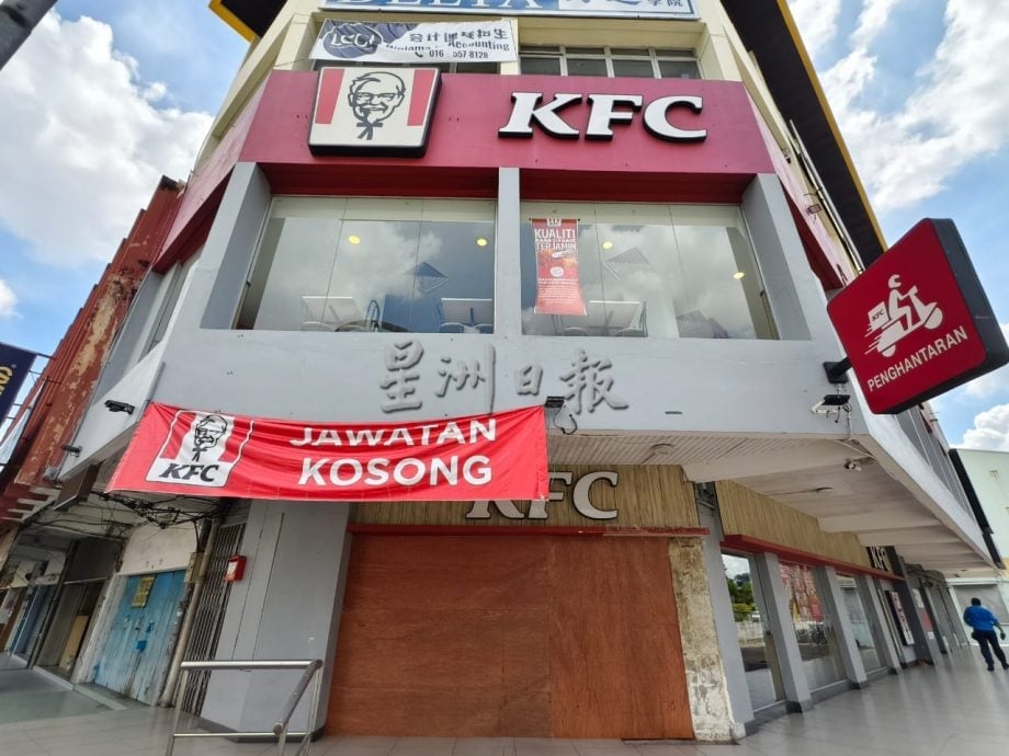 车撞快餐店|每年家人很重视母亲节 儿:再也无法和妈一起庆祝