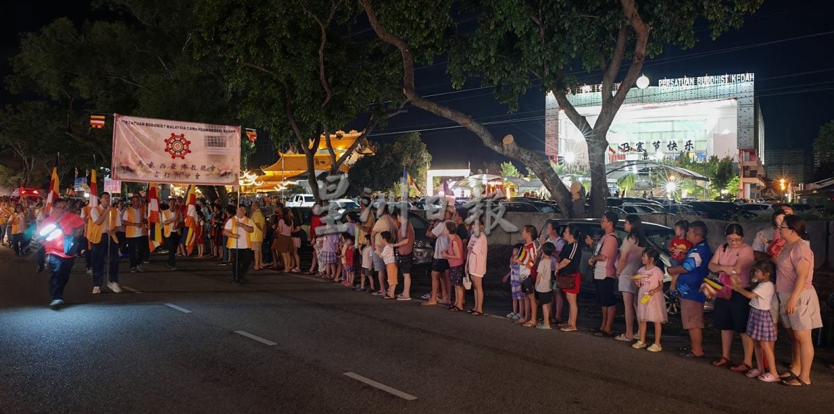 (大北马)黄佳祯:吉打佛学院首办州级卫塞节象征州政府与佛教团体的合作起点。