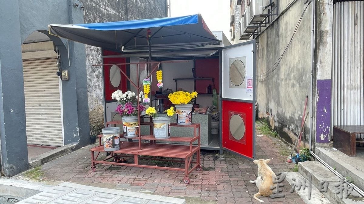 汝来My KioskMyk情况 |销售亭难惠小贩,卖花贩:收入不过500令吉 租金都成问题
