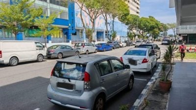 违停逾80%民众已缴付  市厅罚单优惠至15日