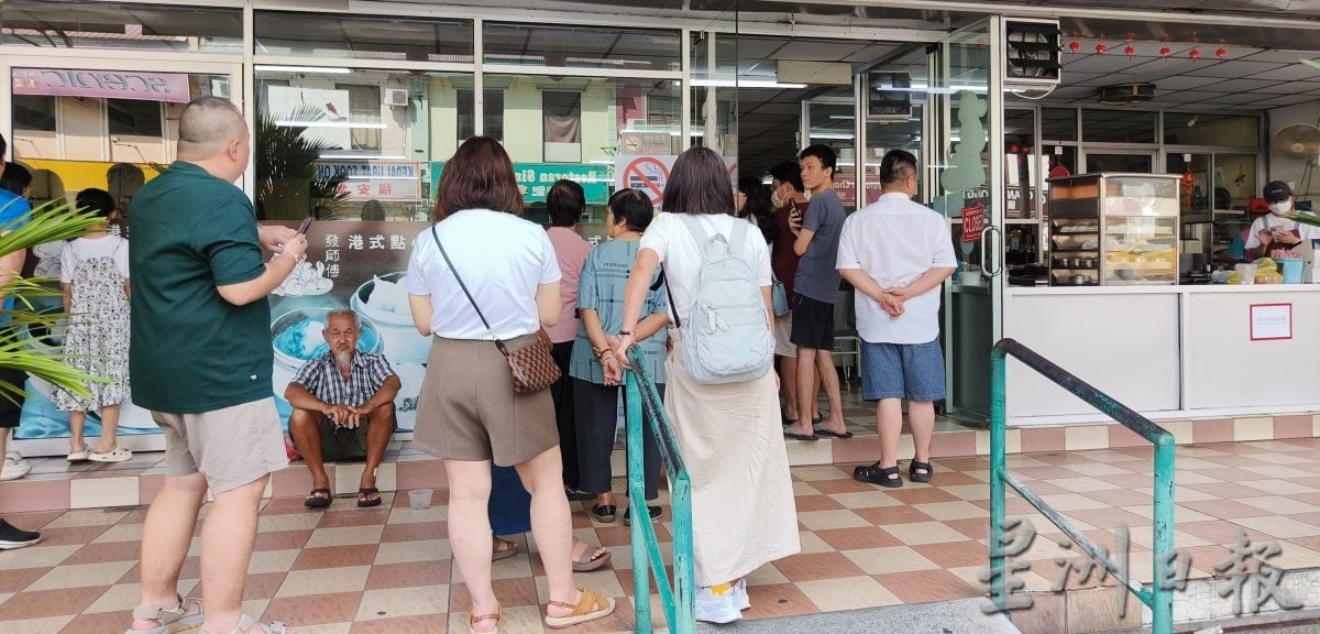 母亲节遇连假 怡点心楼人潮涌动
