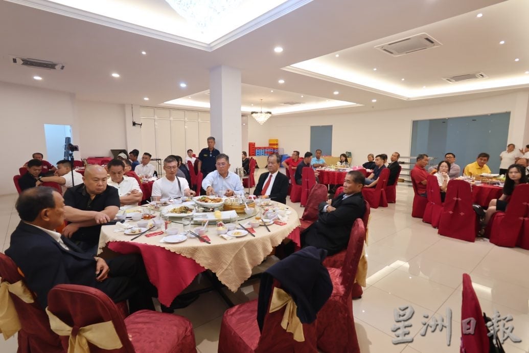 彭亨州燕窝经营商公会会务顾问拿督李广兴分享其26年引燕经验
