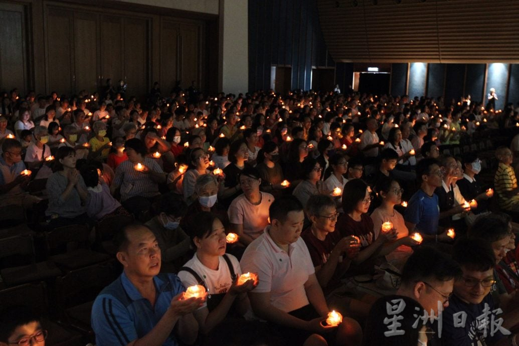 浴佛 孝亲 市集 慈济佛诞祈愿获民众热烈响应
