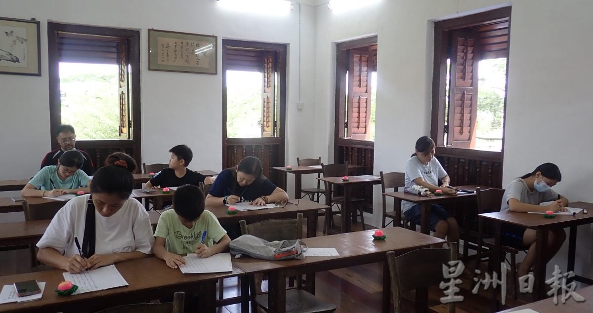 郑国霖吁世界领导人提升道德操守平息战乱