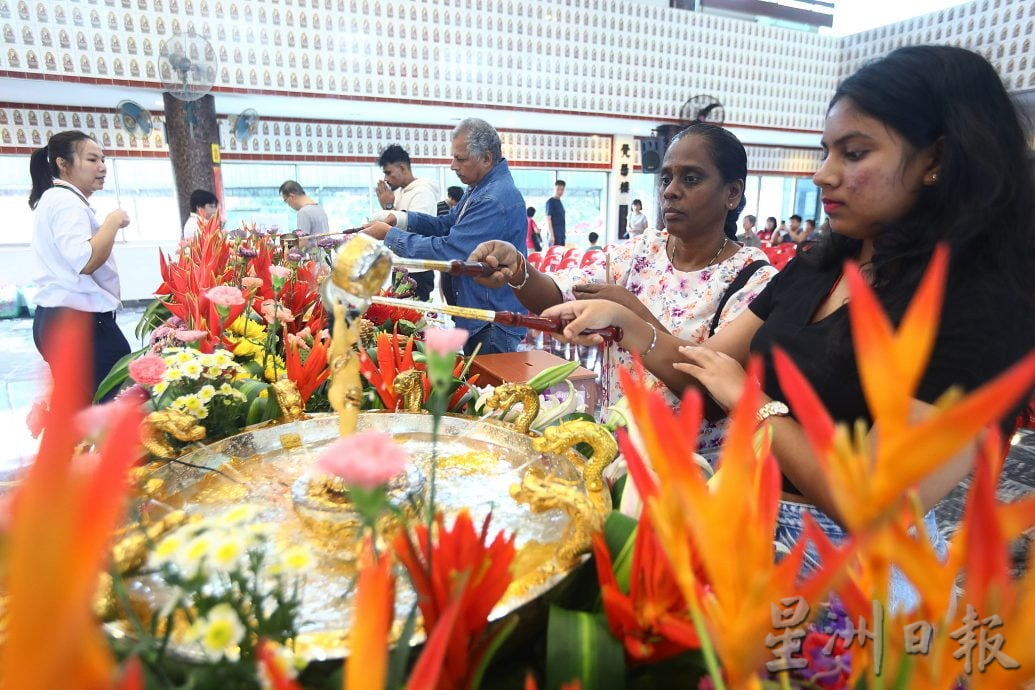 马佛总雪隆分会举行卫塞节庆典