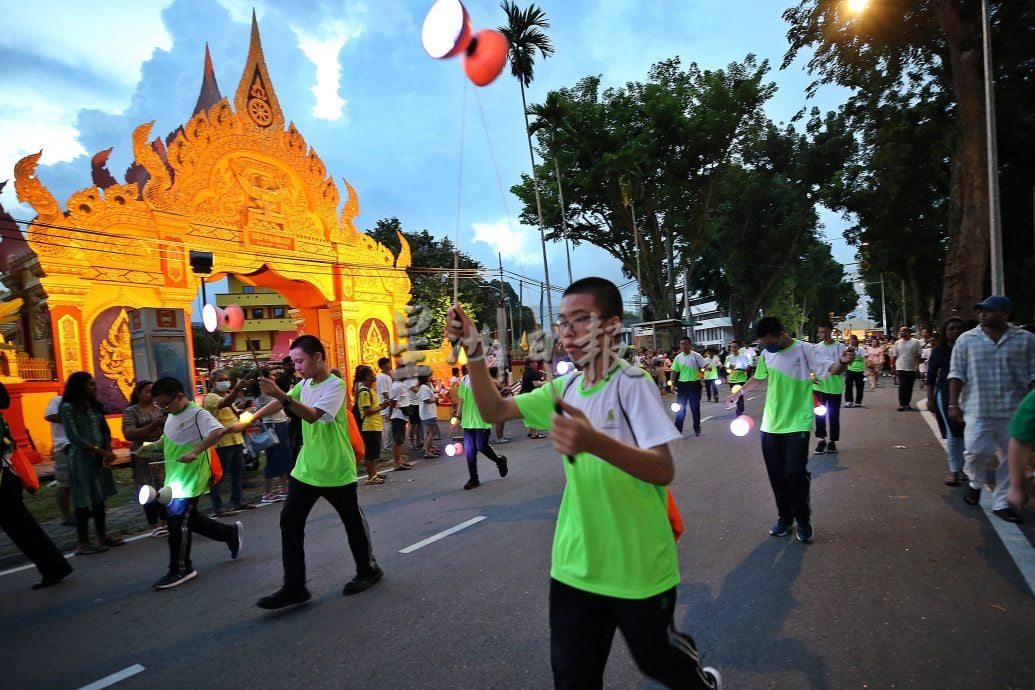 （大北马）卫塞节庆典与花车游行
